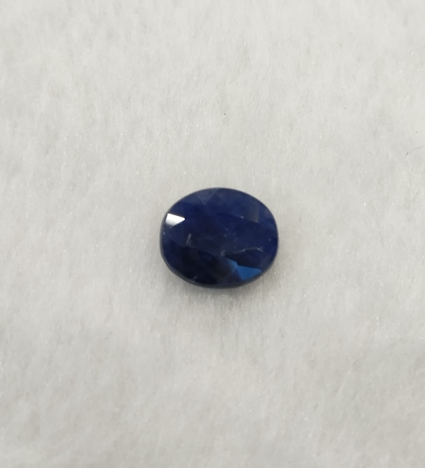 Natural Indian Blue Sapphire 5.60 Carat / 6.22 Ratti Oval Mixed Cut loose gemstone