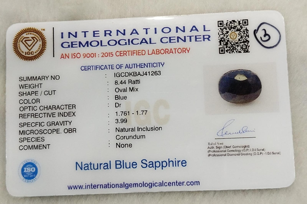 IGC certificate IGCDKBAJ41263 for Natural Blue Sapphire 8.44 Ratti
