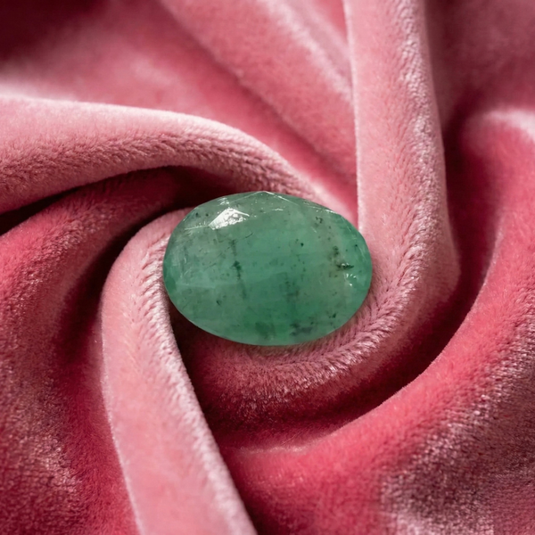 Natural Emerald (Panna) loose gemstone – Gemwix by Tushar Gems