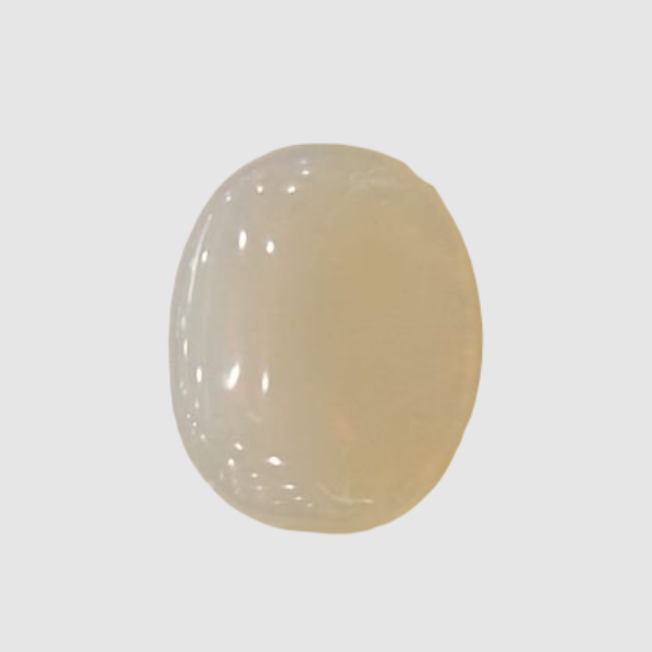 Natural White Opal 4.50 Ratti| Oval Cabochone | Certified No. IGCDKBAJ42943 image 1