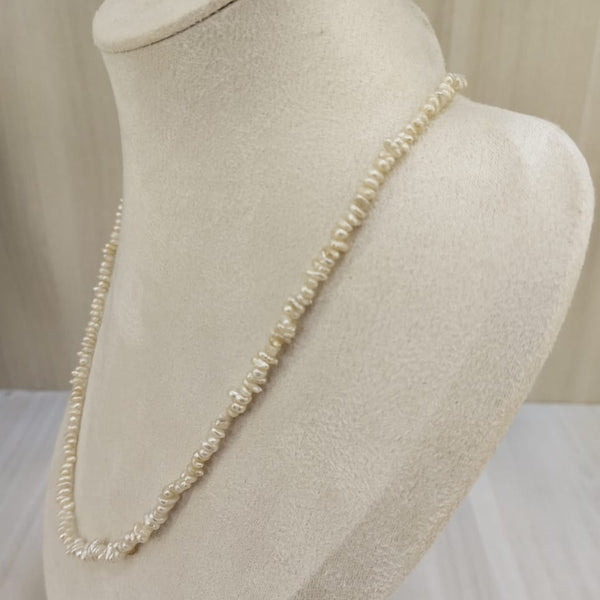 The Natural Pearl Single Line Markus Unusual Shape Necklace: A Unique Expression of Elegance 056 image 1