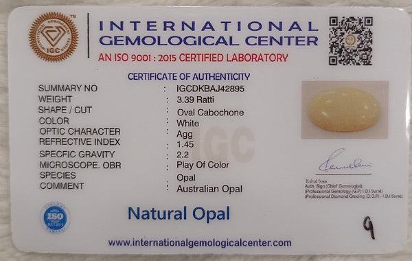 Natural White Opal 3.39 Ratti| Oval Cabochone | Certified No. IGCDKBAJ42895 image 2