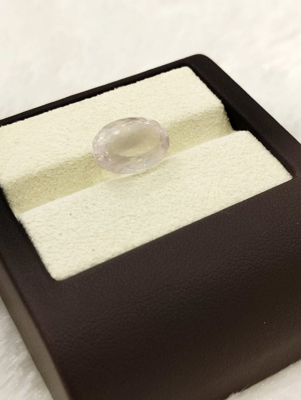 8.22 Ratti Natural Rose Quartz: The Gem of Unconditional Love image 2