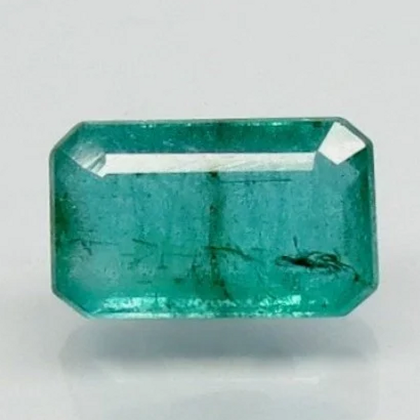Natural Emerald (Panna) 4.11 ratti octagon step cut loose gemstone, report no. 7921D31646