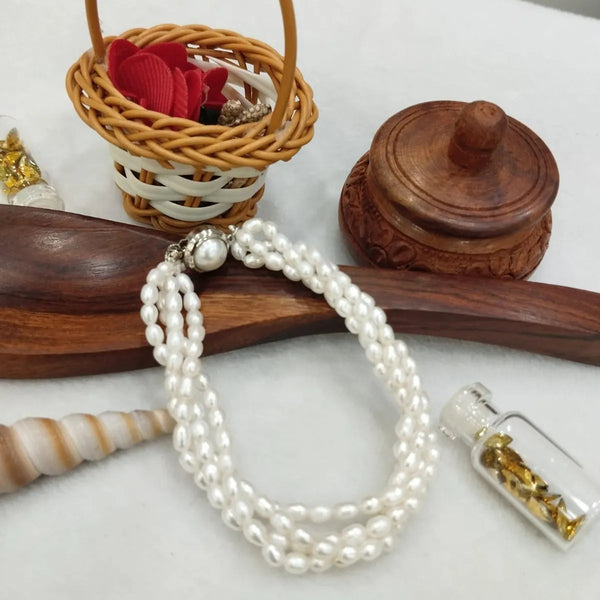 White Premium Pearl Controls Emotions Soothes Irritations Bracelet For Men & Women image 1