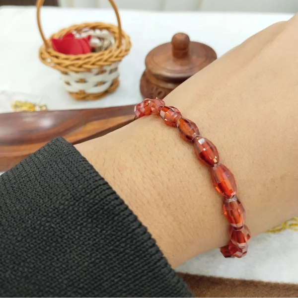 Red Premium Spiritual A Symbol Of Protection Bracelet For Men & Women image 0