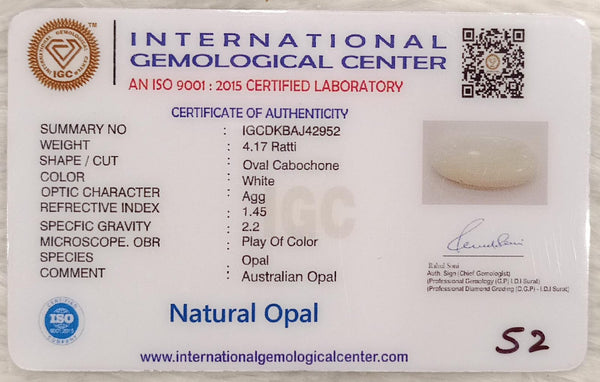 Natural White Opal 4.17 Ratti| Oval Cabochone | Certified No. IGCDKBAJ42952 image 2