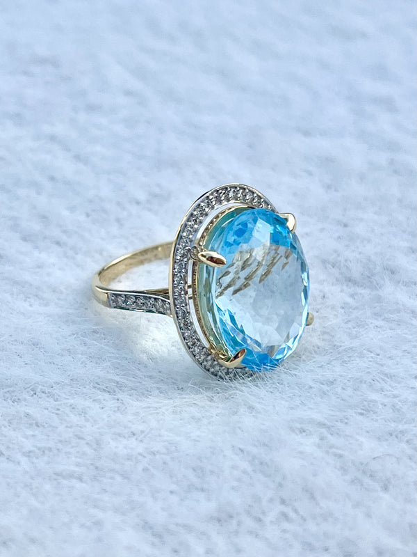Stunning Natural Oval Shape Blue Topaz & Diamond Cocktail Ring in 14K Gold image 1