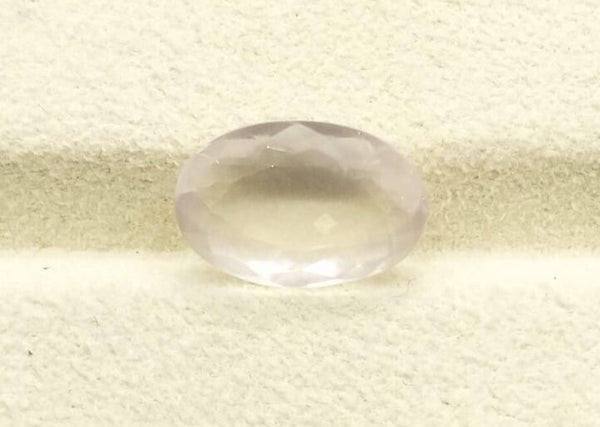 5.33 Ratti Natural Rose Quartz: A Stone of Love and Healing image 0