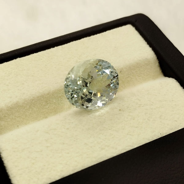 8.17 Ratti Natural Aquamarine: The Stone of Tranquility and Clarity image 2