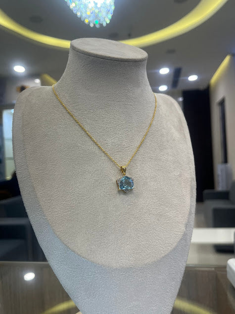 Trillion-Cut Blue Topaz Pendant in 14K Gold image 2