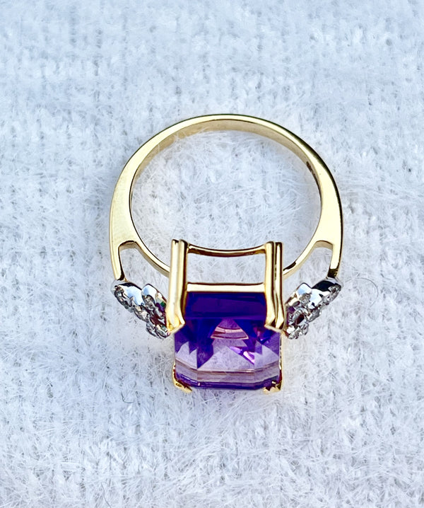 Sophisticated Rectangle Shape Natural Amethyst Ring with Diamonds in 14K Gold image 2