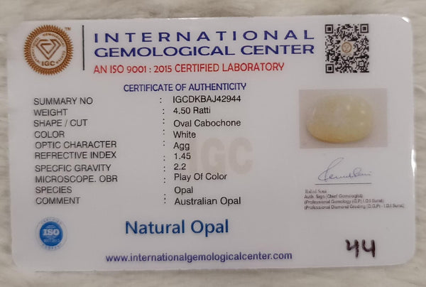 Natural White Opal 4.50 Ratti| Oval Cabochone | Certified No. IGCDKBAJ42944 image 2