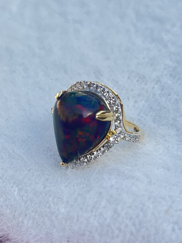 Elegant Natural Black Opal in Pear Shape with Diamonds in 14K Gold Ring image 2