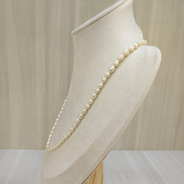 The Natural Pearl Single Line Oval Shape Necklace: A Classic Piece of Elegance 077 image 1