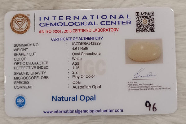 Natural White Opal 4.61 Ratti| Oval Cabochone | Certified No. IGCDKBAJ42929 image 2