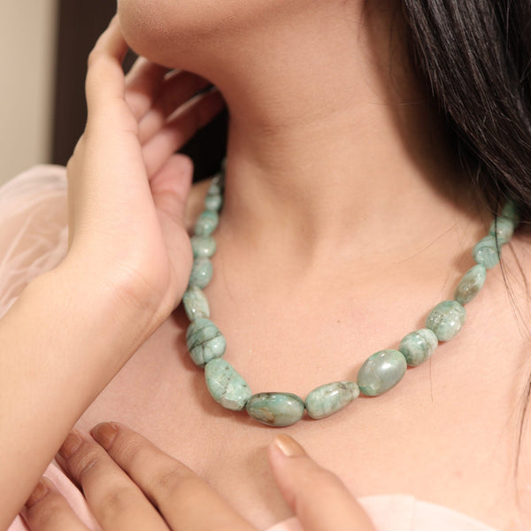 Natural Emerald Single Line Necklace: The Epitome of Classic Elegance-EN04 image 1