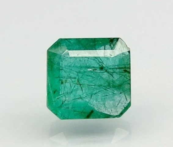 Natural Emerald 4.44 ct octagon step cut loose gemstone, green, IIGJ certified report no. 6810D26566