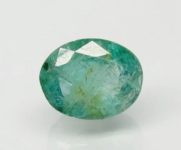 Natural Emerald 7.61 ct oval mixed cut loose gemstone, green, IIGJ certified report no. 7000D27362