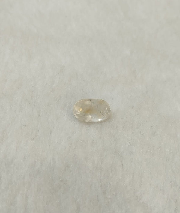 Natural Sri Lankan Yellow Sapphire 4.95 Carat / 5.50 Ratti Oval Mixed Cut loose gemstone
