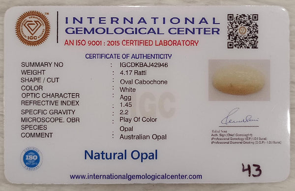 Natural White Opal 4.17 Ratti| Oval Cabochone | Certified No. IGCDKBAJ42946 image 2