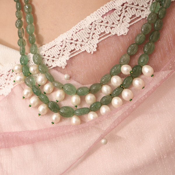 Emerald-Pearl Necklace: A Timeless Union of Elegance and Luxury-G.STB10 image 2