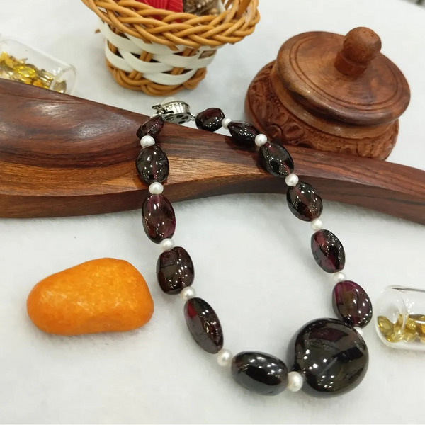 Brown Premium Garnet Opens Up The Heart Bestows Self Confidence Bracelet For Men & Women image 1