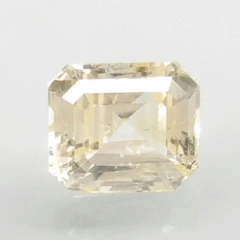 Natural Yellow Sapphire (Pukhraj) – 4.100 Carat / 4.56 Ratti – Certified Untreated | Report No. 6699D25926 image 0