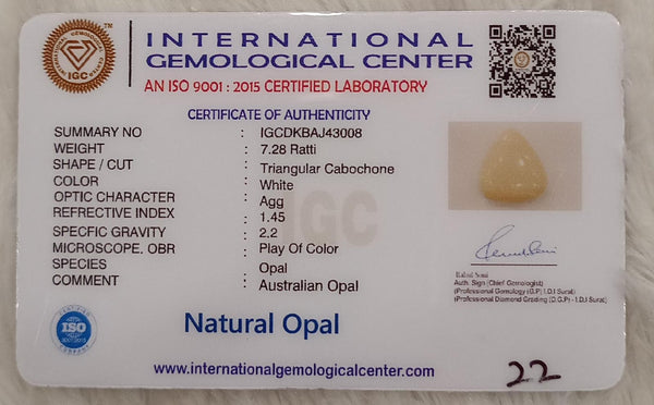 Natural White Opal 7.28Ratti| Triangular Cabochone | Certified No. IGCDKBAJ43008 image 2