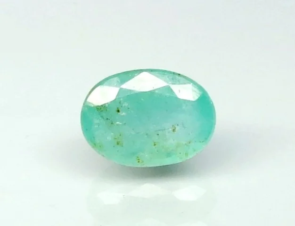 Natural Emerald 7.68 ct oval mixed cut loose gemstone, green, IIGJ certified report no. 8891D36297