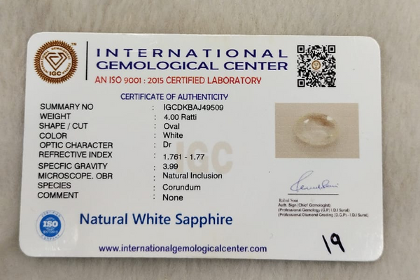 IGC certificate of authenticity IGCDKBAJ49509 - Natural White Sapphire 4.00 Ratti
