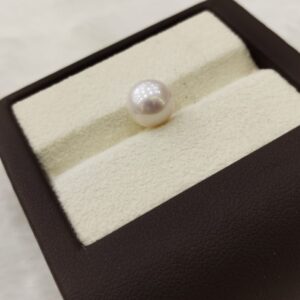 5 Ratti Natural Pearl (Moti): The Essence of Elegance and Serenity