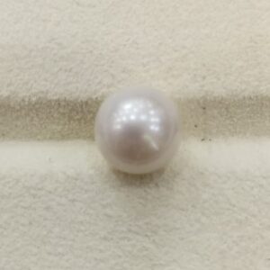 Natural Round Pearls