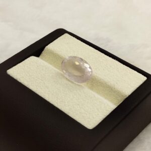 8.22 Ratti Natural Rose Quartz: The Gem of Unconditional Love