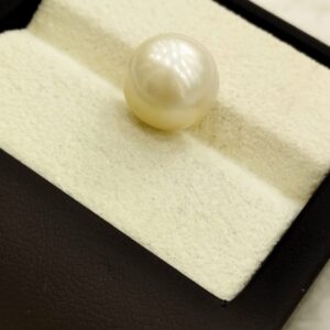 13.06 Ratti Natural Round Pearl: A Gem of Timeless Beauty