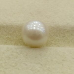 3.50 Ratti Natural Round South Sea Pearl – Pure Elegance & Timeless Beauty