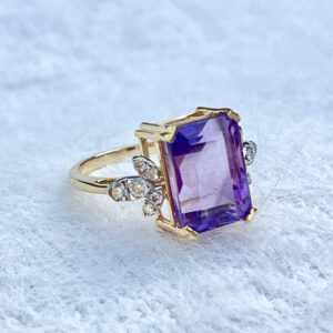 Sophisticated Rectangle Shape Natural Amethyst Ring with Diamonds in 14K Gold