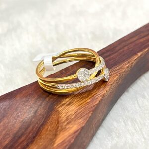 Natural Diamond 14K Gold Elegant Women's Ring by Kisna Diamond