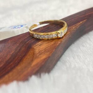 Natural Diamond 14K Gold Elegant Women's Ring by Kisna Diamond